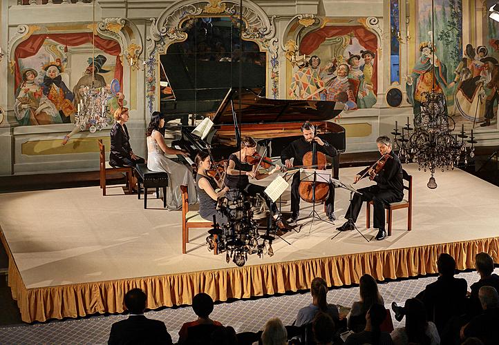 Shiran Wang (klavír), Škampovo kvarteto - komorní koncert, 24.7.2014, Mezinárodní hudební festival Český Krumlov