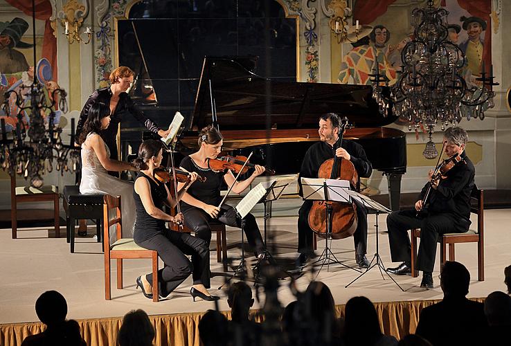 Shiran Wang (klavír), Škampovo kvarteto - komorní koncert, 24.7.2014, Mezinárodní hudební festival Český Krumlov