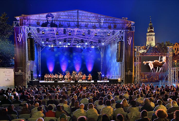 Gypsy Virtuoso Orchestra, 25.7.2014, International Music Festival Český Krumlov