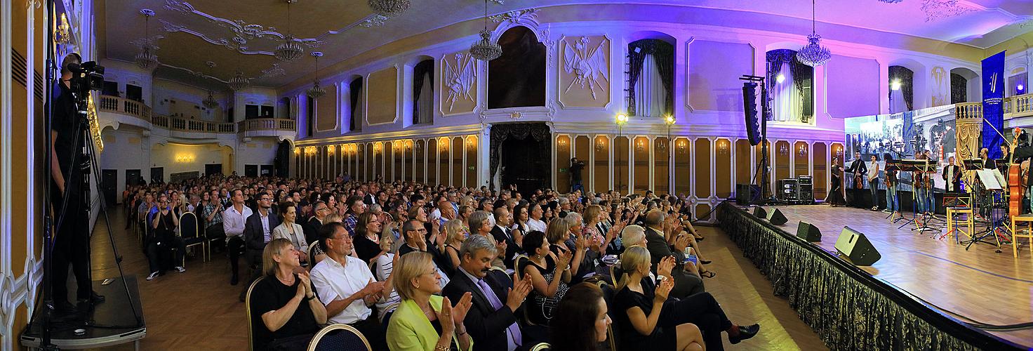 The Classical Music Maniacs - Bach goes Samba and Tango, 1.8.2014, International Music Festival Český Krumlov