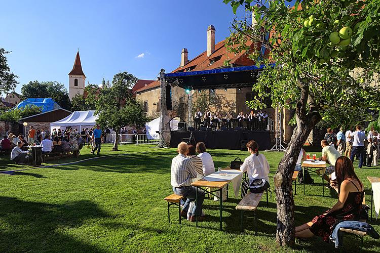 Czech Evening – The Gustav Brom Czech Radio Big Band and soloists, Vojtěch Dyk and B-SIDE BAND, Southerners, Strakonice Young Bagpipe Music, Jiří Janoušek Cimbalom Music, 2.8.2014, International Music Festival Český Krumlov