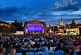 Hommage an die tschechischen Musicalen - Bára Basiková, Ilona Csáková, Leona Machálková, Petr Kolář, Jan Kříž, Václav Noid Bárta und Pavel Vítek, 9.8.2014, Internationales Musikfestival Český Krumlov, Foto: Libor Sváček