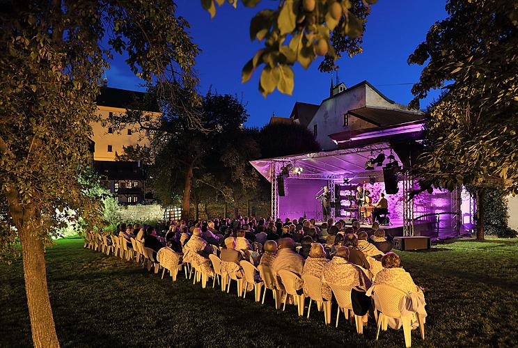 Linda Ballová (zpěv), PaCoRa trio, 14.8.2014, Mezinárodní hudební festival Český Krumlov