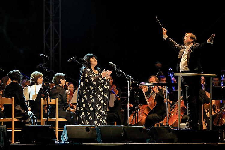 Makvala Kasrashvili (soprano), Anna Aglatova (soprano), Svetlana Shilova (mezzo-soprano), Oleg Kulko (tenor), Mikhail Kazakov (bass), Bohuslav Martinů Philharmonic Orchestra, conductor: Leoš Svárovský , 16.8.2014, International Music Festival Český Krumlov