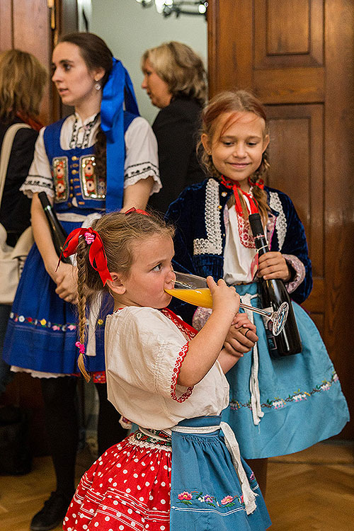 Saint Wenceslas Celebrations, International Folklore Festival and 18th Annual Meeting of Mining and Metallurgy Towns of the Czech Republic in Český Krumlov, 27.9.2014