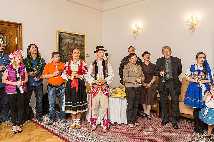 St.-Wenzels-Fest, Internationales Folklorefestival und 18. Treffens der Berg- und Hüttenstädte und -Dörfer Tschechiens in Český Krumlov, 27.9.2014