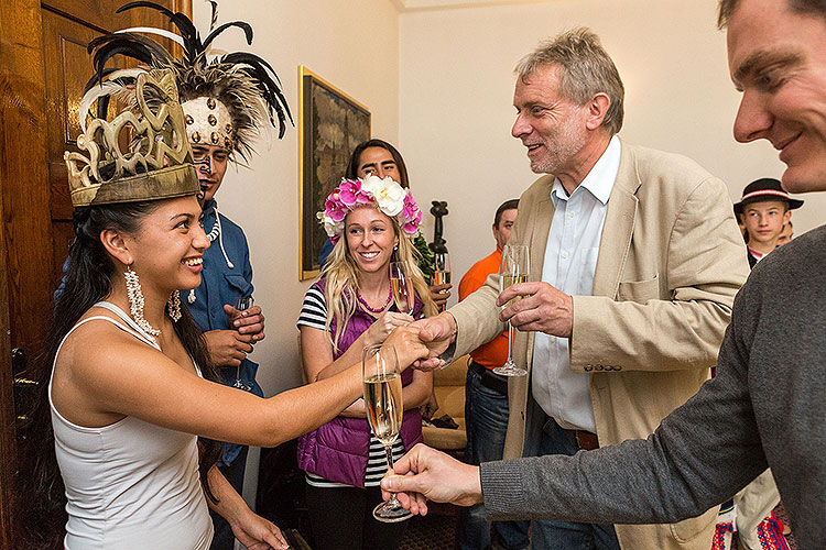 Svatováclavské slavnosti, Mezinárodní folklórní festival a 18. setkání hornických měst a obcí České Republiky v Českém Krumlově, 27.9.2014