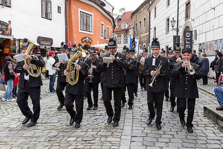 Saint Wenceslas Celebrations, International Folklore Festival and 18th Annual Meeting of Mining and Metallurgy Towns of the Czech Republic in Český Krumlov, 27.9.2014