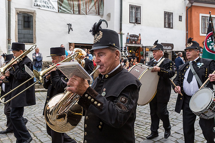 St.-Wenzels-Fest, Internationales Folklorefestival und 18. Treffens der Berg- und Hüttenstädte und -Dörfer Tschechiens in Český Krumlov, 27.9.2014