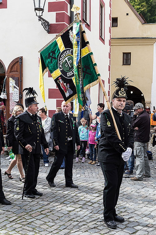 St.-Wenzels-Fest, Internationales Folklorefestival und 18. Treffens der Berg- und Hüttenstädte und -Dörfer Tschechiens in Český Krumlov, 27.9.2014