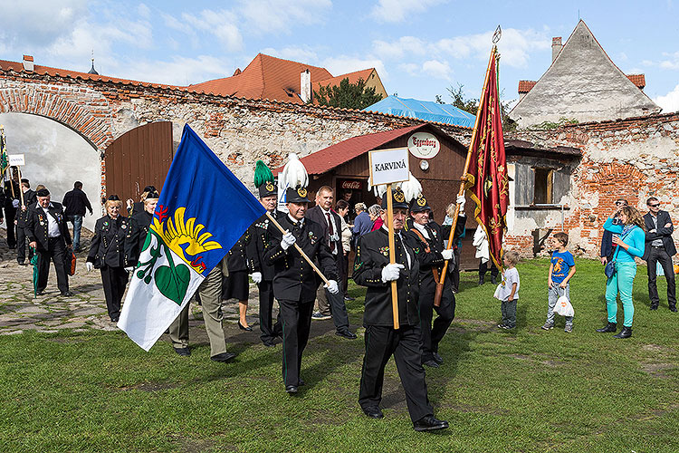 St.-Wenzels-Fest, Internationales Folklorefestival und 18. Treffens der Berg- und Hüttenstädte und -Dörfer Tschechiens in Český Krumlov, 27.9.2014