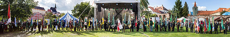 St.-Wenzels-Fest, Internationales Folklorefestival und 18. Treffens der Berg- und Hüttenstädte und -Dörfer Tschechiens in Český Krumlov, 27.9.2014