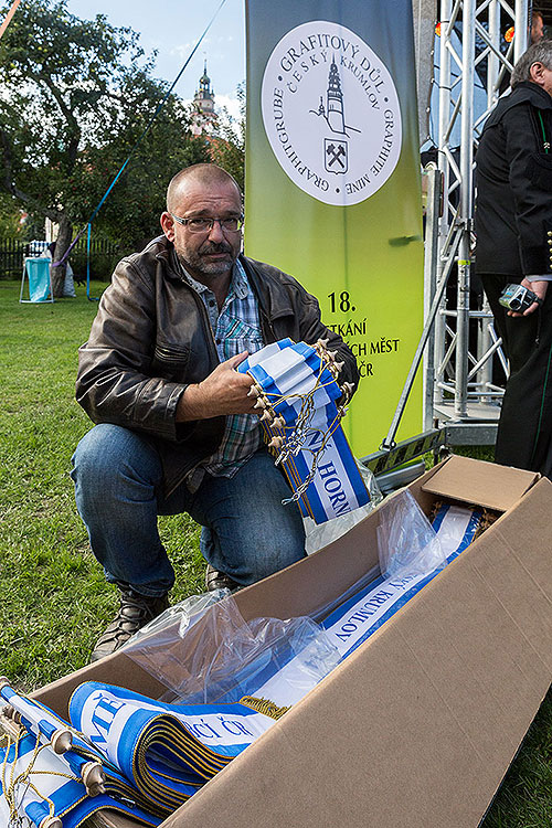 St.-Wenzels-Fest, Internationales Folklorefestival und 18. Treffens der Berg- und Hüttenstädte und -Dörfer Tschechiens in Český Krumlov, 27.9.2014