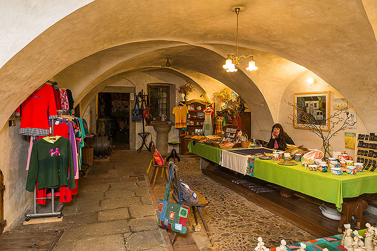 Saint Wenceslas Celebrations, International Folklore Festival and 18th Annual Meeting of Mining and Metallurgy Towns of the Czech Republic in Český Krumlov, 27.9.2014