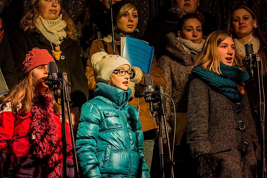 Hudebně poetické otevření adventu 30.11.2014, Advent a Vánoce v Českém Krumlově 2014