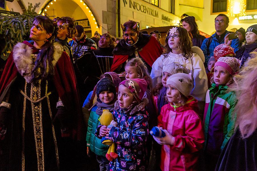 Mikulášská nadílka 5.12.2014, Advent a Vánoce v Českém Krumlově