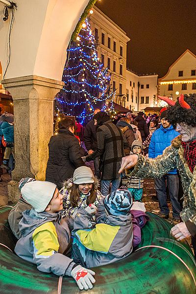 St. Nicholas Present Distribution 5.12.2014, Advent and Christmas in Český Krumlov