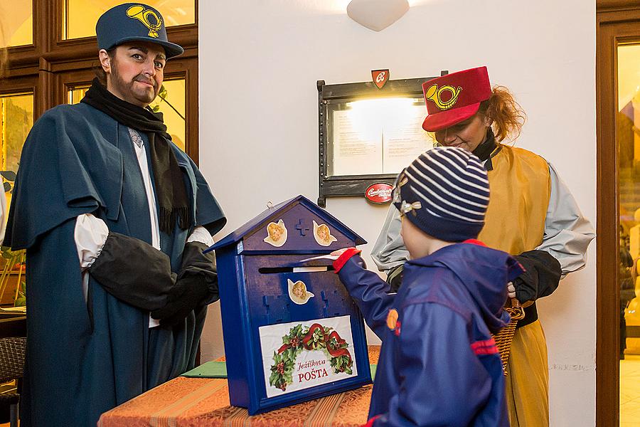 Jesuleins Postamt Zum Goldenen Engel und Ankunft der Weißen Frau 7.12.2014, Advent und Weihnachten in Český Krumlov