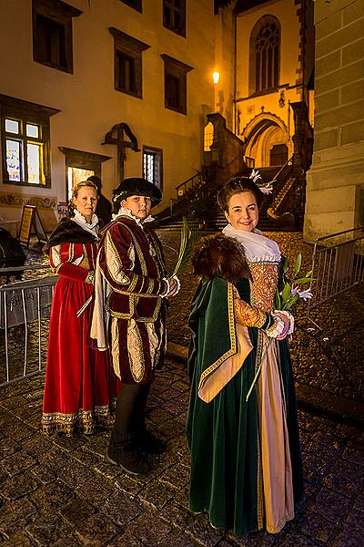 Baby Jesus Postal Office at U Zlatého Anděla and arrival of the White Lady 7.12.2014, Advent and Christmas in Český Krumlov