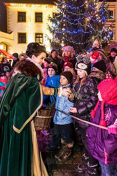 Jesuleins Postamt Zum Goldenen Engel und Ankunft der Weißen Frau 7.12.2014, Advent und Weihnachten in Český Krumlov