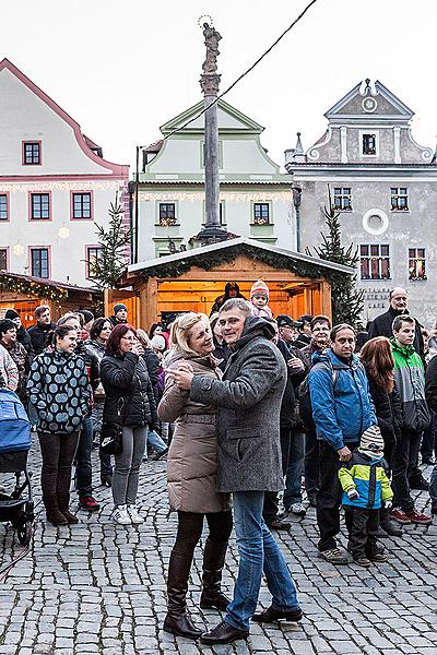 Koncerty: akordeonové kvarteto ZUŠ, „Nádrž“ ze ZŠ Za nádražím a Chlapi v sobě 13.12.2014, Advent a Vánoce v Českém Krumlově