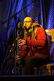 Wir Bringen Ihnen Lieder - Musikgeschenke verteilen die Krumauer Musikanten, die traditionell gemeinsam mit Bürgern aller Nationen Stille Nacht singen 21.12.2014, Advent und Weihnachten in Český Krumlov, Foto: Lubor Mrázek