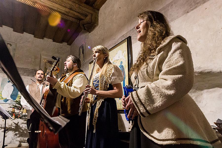 Kapka - Traditional Christmas concert of local folk band, 25.12.2014