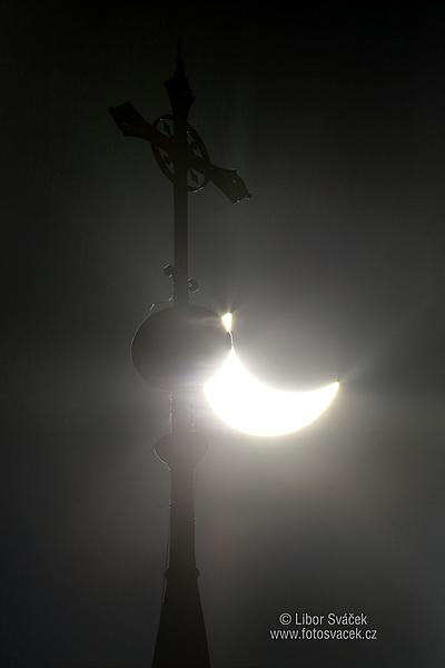 Partial solar eclipse on the 20.3.2015, town square Český Krumlov