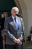 Ceremonial unveiling of a memorial plaque, townsquare Svornosti Český Krumlov, 8.5.2015, Foto: Lubor Mrázek