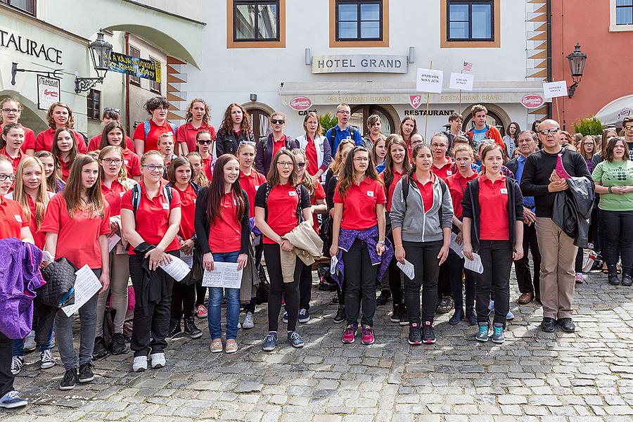 Ceremonial unveiling of a memorial plaque, townsquare Svornosti Český Krumlov, 8.5.2015