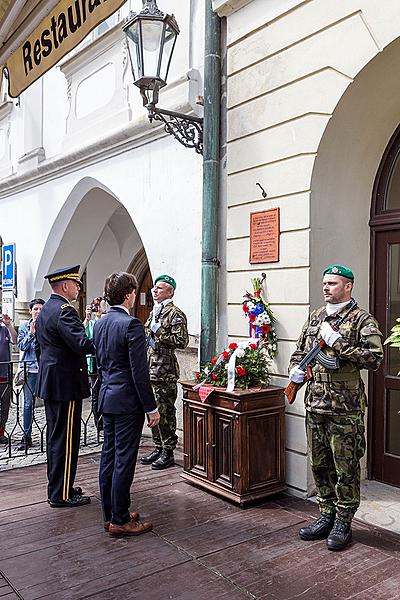 Ceremonial unveiling of a memorial plaque, townsquare Svornosti Český Krumlov, 8.5.2015