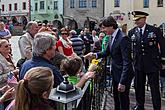 Ceremonial unveiling of a memorial plaque, townsquare Svornosti Český Krumlov, 8.5.2015, Foto: Lubor Mrázek