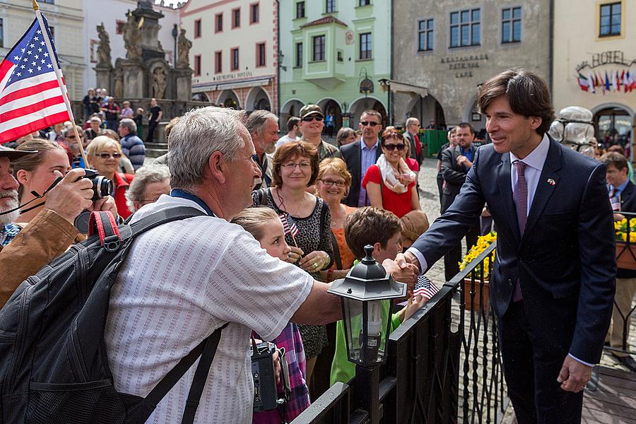 Ceremonial unveiling of a memorial plaque, townsquare Svornosti Český Krumlov, 8.5.2015