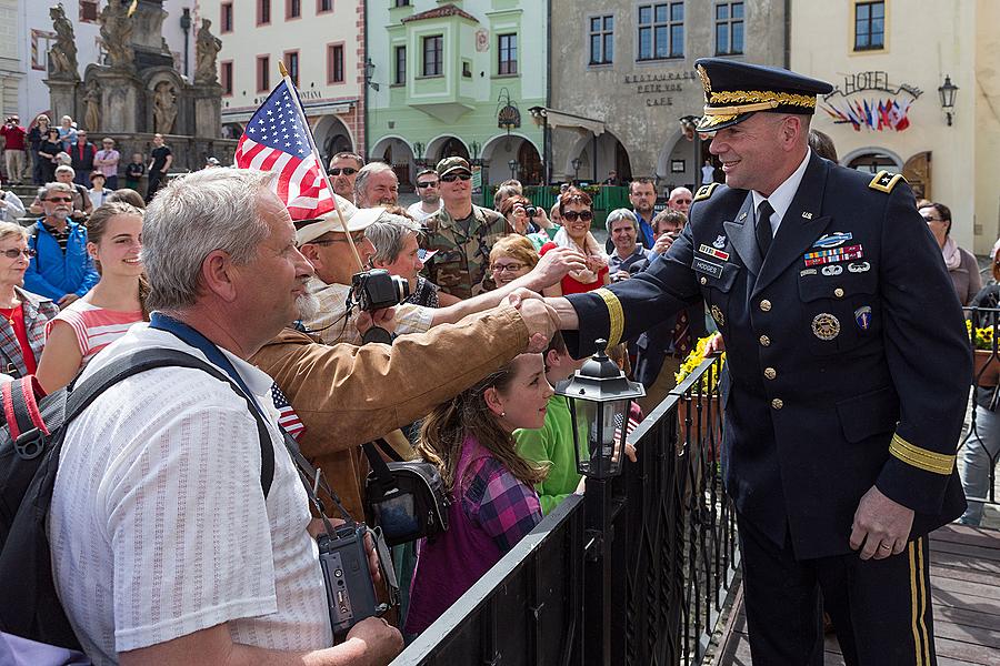 Slavnostní akt u příležitosti 70. výročí konce II. světové války, náměstí Svornosti Český Krumlov, 8.5.2015