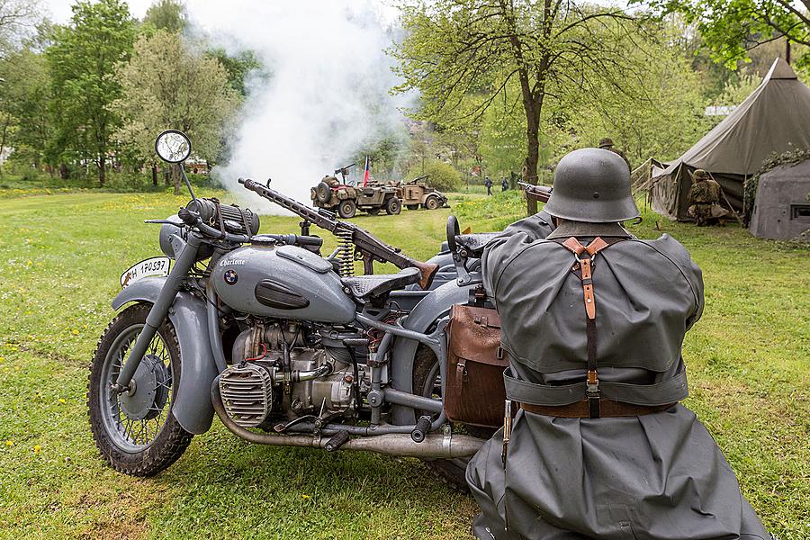 Show of WWII military equipment and battle demonstration in Český Krumlov, 9.5.2015