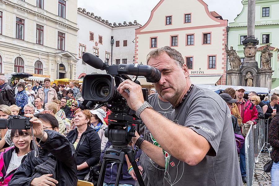 Fest der fünfblättrigen Rose ®, Český Krumlov, Freitag 19. 6. 2015