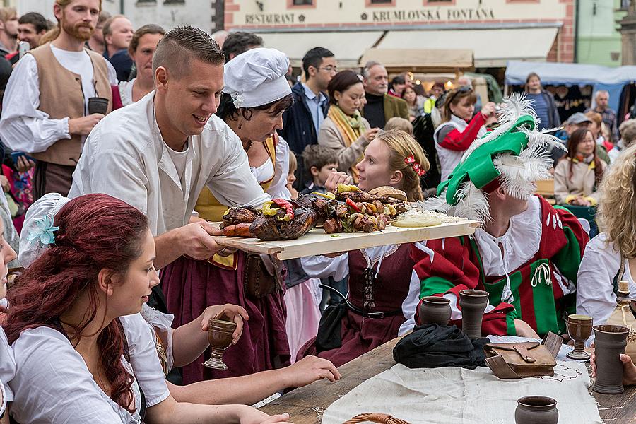 Fest der fünfblättrigen Rose ®, Český Krumlov, Freitag 19. 6. 2015