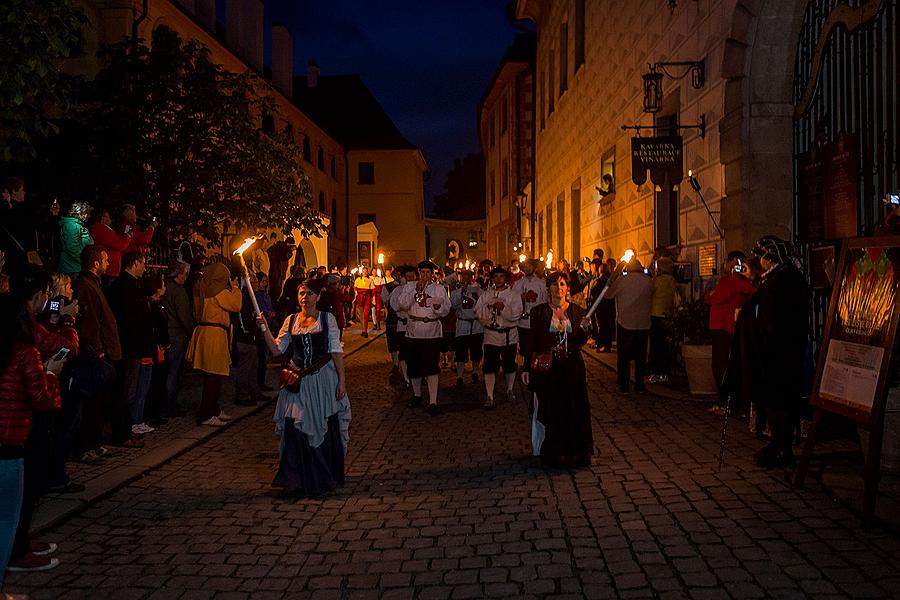 Fest der fünfblättrigen Rose ®, Český Krumlov, Freitag 19. 6. 2015