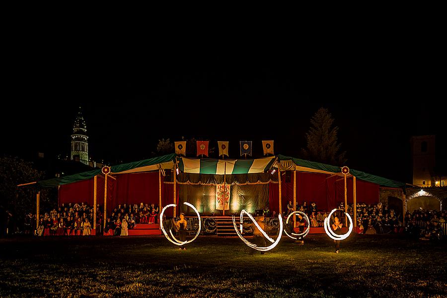 Fest der fünfblättrigen Rose ®, Český Krumlov, Freitag 19. 6. 2015