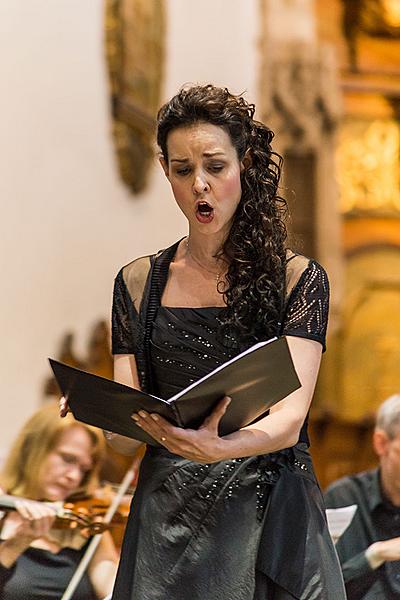 Concluding Concert marking the 70th anniversary of the end World War II: Capella Regia, artistic director - Robert Hugo, Jitka Hosprová - viola, Barbora Martínková-Polášková – mezzo-soprano, 4.7.2015, Chamber Music Festival Český Krumlov