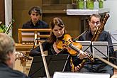 Abschlusskonzert zum 70. Jahrestag des Kriegsendes: Capella Regia, künstlerischer Leiter – Robert Hugo, Jitka Hosprová – Viola, Barbora Martínková-Polášková – Gesang, 4.7.2015, Kammermusikfestival Český Krumlov, Foto: Lubor Mrázek