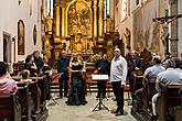 Abschlusskonzert zum 70. Jahrestag des Kriegsendes: Capella Regia, künstlerischer Leiter – Robert Hugo, Jitka Hosprová – Viola, Barbora Martínková-Polášková – Gesang, 4.7.2015, Kammermusikfestival Český Krumlov, Foto: Lubor Mrázek