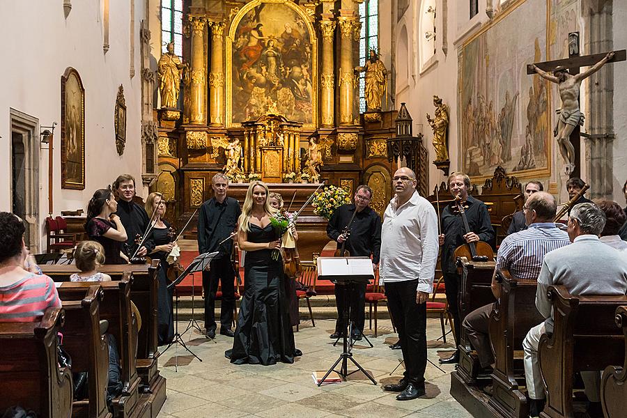 Abschlusskonzert zum 70. Jahrestag des Kriegsendes: Capella Regia, künstlerischer Leiter – Robert Hugo, Jitka Hosprová – Viola, Barbora Martínková-Polášková – Gesang, 4.7.2015, Kammermusikfestival Český Krumlov