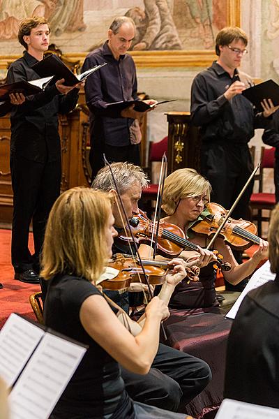 Concluding Concert marking the 70th anniversary of the end World War II: Capella Regia, artistic director - Robert Hugo, Jitka Hosprová - viola, Barbora Martínková-Polášková – mezzo-soprano, 4.7.2015, Chamber Music Festival Český Krumlov