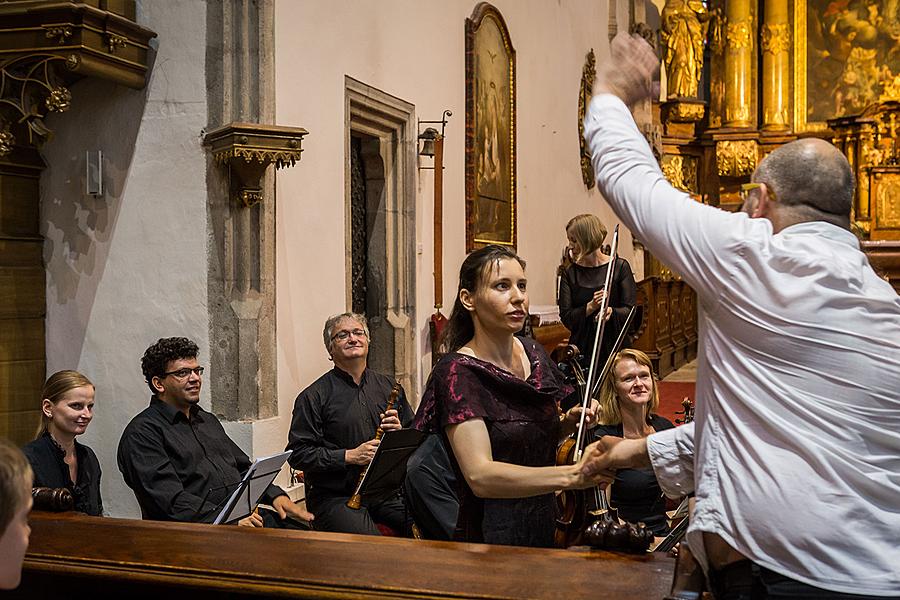 Závěrečný koncert k 70. výročí ukončení války: Capella Regia, umělecký vedoucí - Robert Hugo, Jitka Hosprová - viola, Barbora Martínková-Polášková – zpěv, 4.7.2015, Festival komorní hudby Český Krumlov