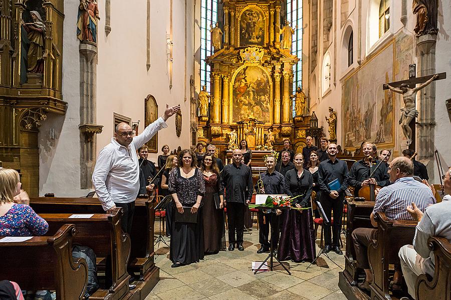 Concluding Concert marking the 70th anniversary of the end World War II: Capella Regia, artistic director - Robert Hugo, Jitka Hosprová - viola, Barbora Martínková-Polášková – mezzo-soprano, 4.7.2015, Chamber Music Festival Český Krumlov