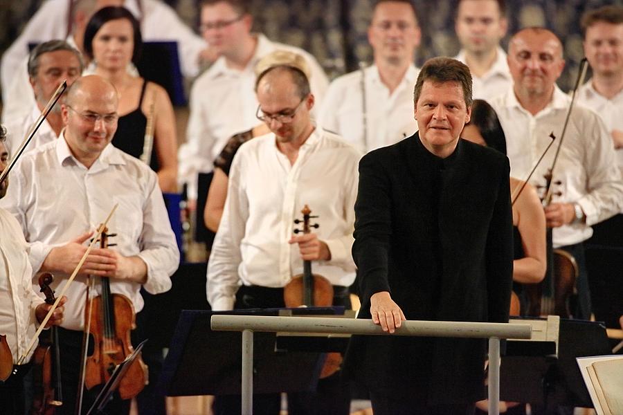 The Moravian Philharmonic Orchestra, Manuel Hernández-Silva (conductor), 18.7.2015, International Music Festival Český Krumlov