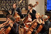 Václav Hudeček (housle), Jan Simon (klavír), Jihočeská komorní filharmonie, Vojtěch Spurný (dirigent), 24.7.2015, Mezinárodní hudební festival Český Krumlov, zdroj: Auviex s.r.o., foto: Libor Sváček