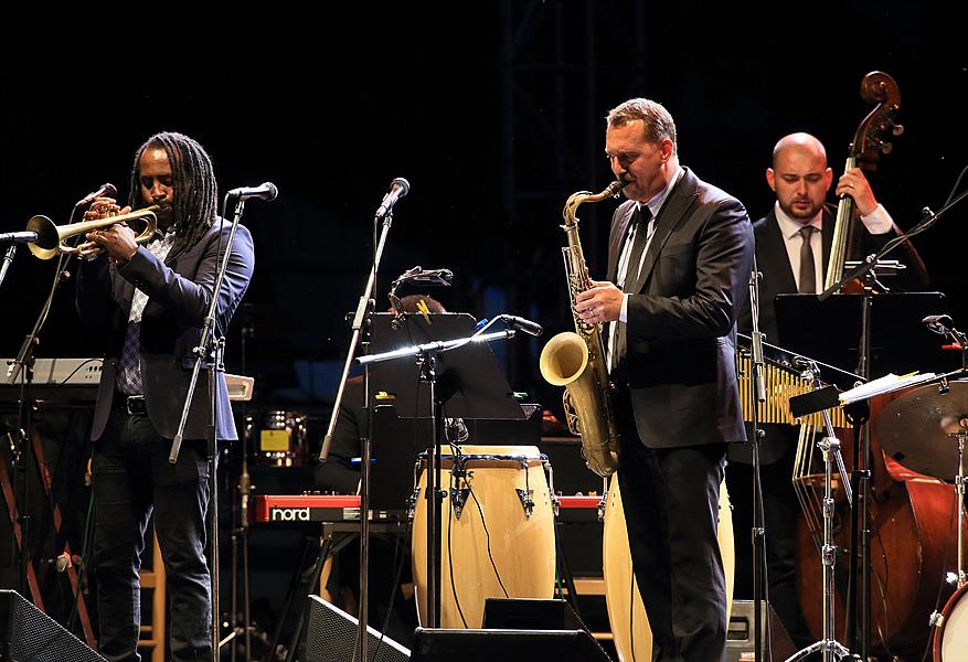 Kubanischer Abend - Genreübergreifender musikalischer Abend (Gustav Brom Rundfunk-Big-Band), 25.7.2015, Internationales Musikfestival Český Krumlov