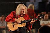 Lubomír Brabec (Gitarre) - Kammerkonzert, 29.7.2015, Internationales Musikfestival Český Krumlov, Quelle: Auviex s.r.o., Foto: Libor Sváček